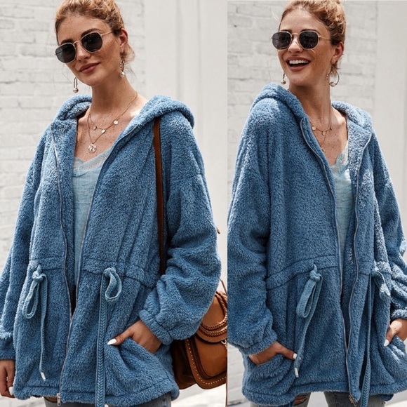 ❄️Fuzzy Fleece Zip up Jacket - Picture 2 of 2